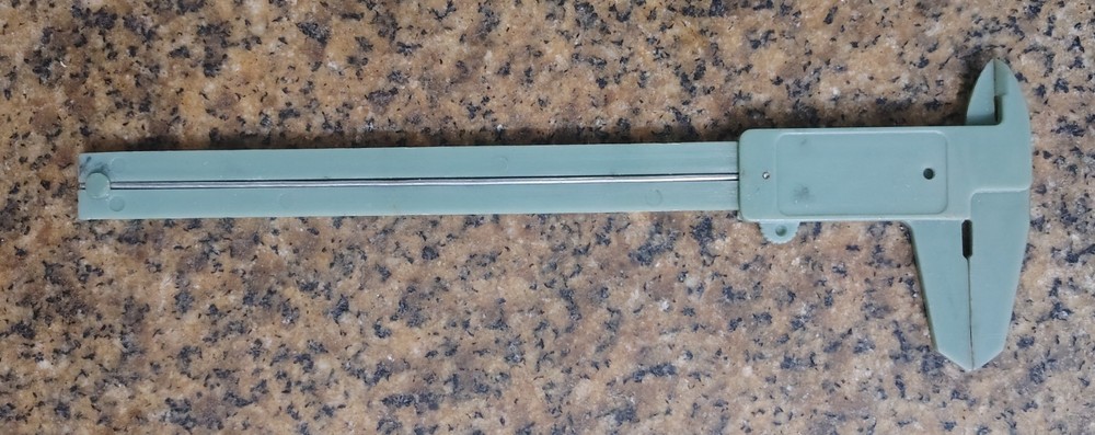 🗽VINTAGE POLYMER SIX INCH VERNIER CALIPER