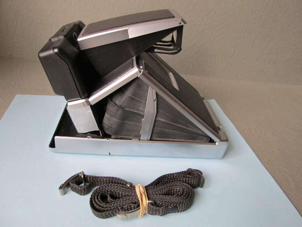 Polaroid Land Camera SX-70 Time-Zero Autofocus