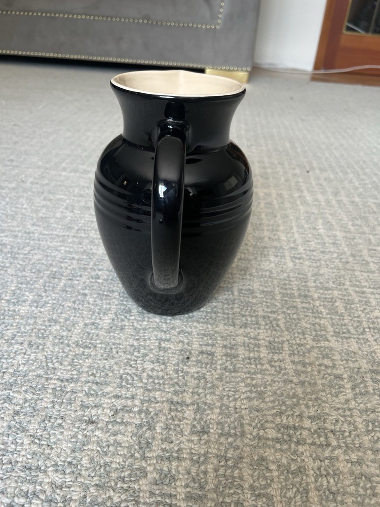 New Le Crueset 9” Black Stoneware Pitcher 2 Quart