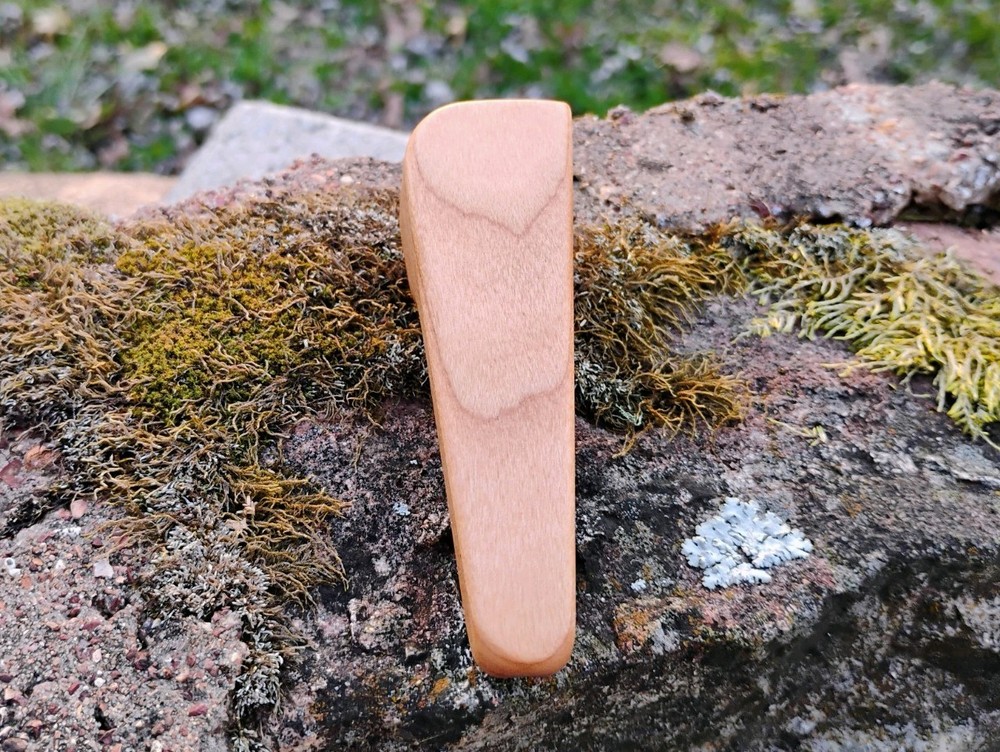 Handmade In USA Cherry Lidded Cone Slim Smoking Pipe