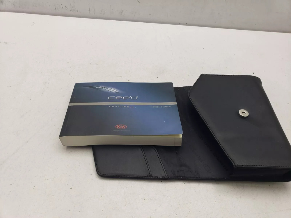 KIA CEED MK2 OWNERS MANUAL BOOK 2015