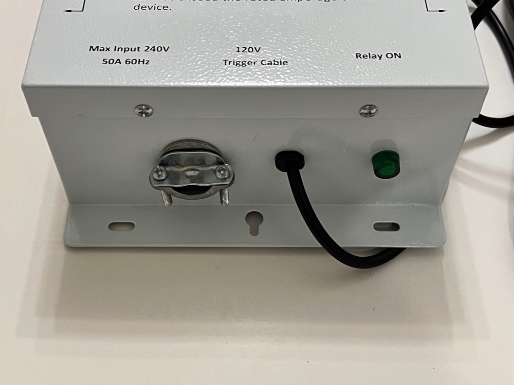 HyFo Green 8 light controller w/trigger cord