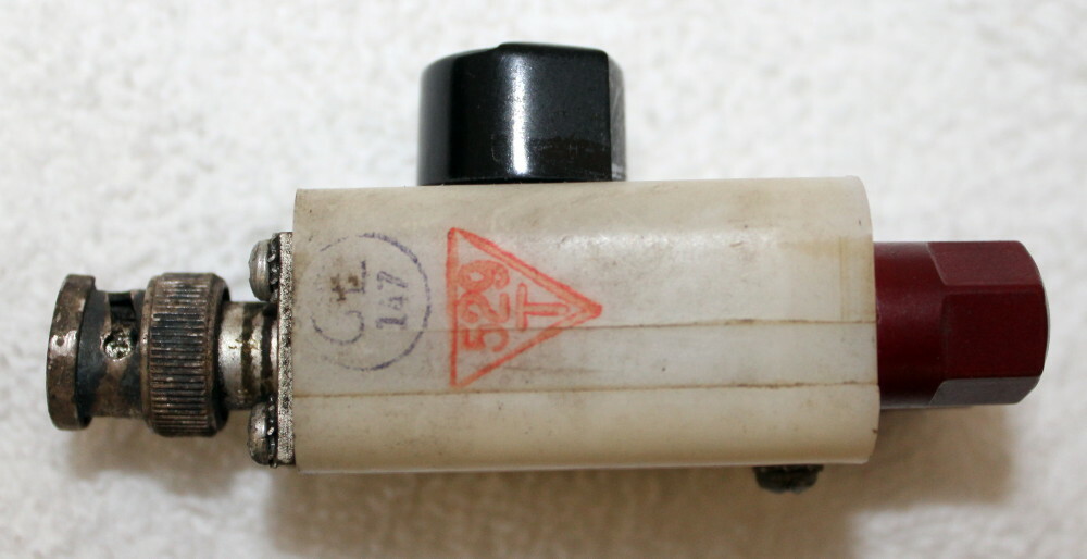 GE ? 147 529T Antenna Gain or Oscillator Control ? Bakelite ~ Unmarked
