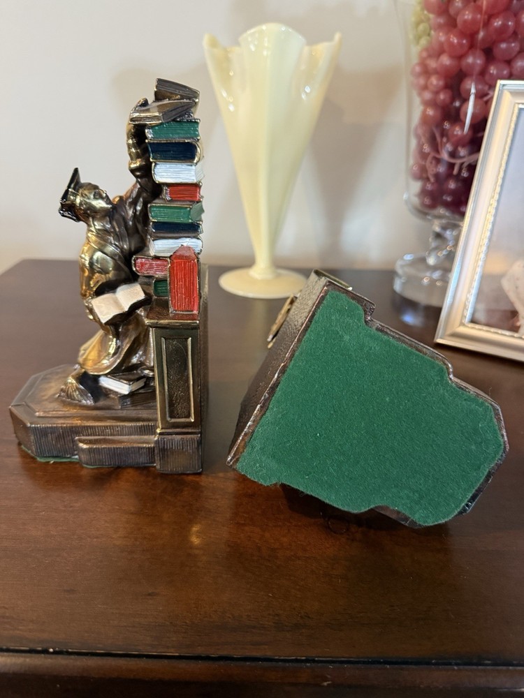 Dodge Bronze Graduate Bookends Excellent Look