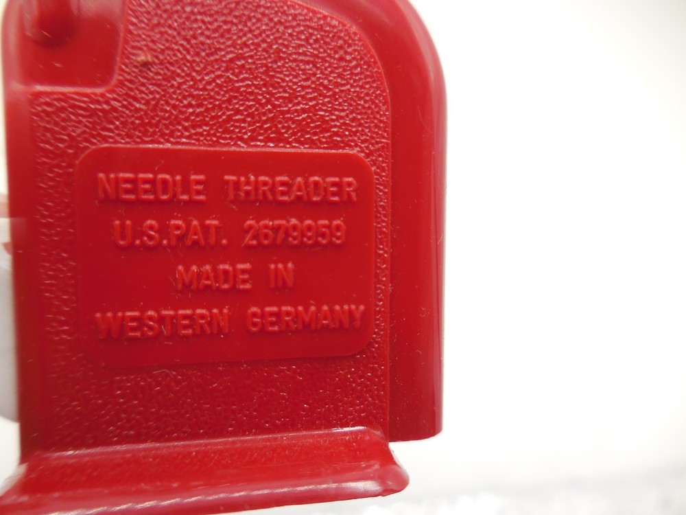 Vintage Hexe Automatic Needle Threader Western Germany Original Box