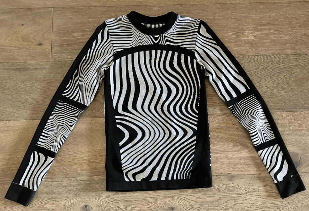 ASOS 4505 Black and White Curve Base Layer Set S