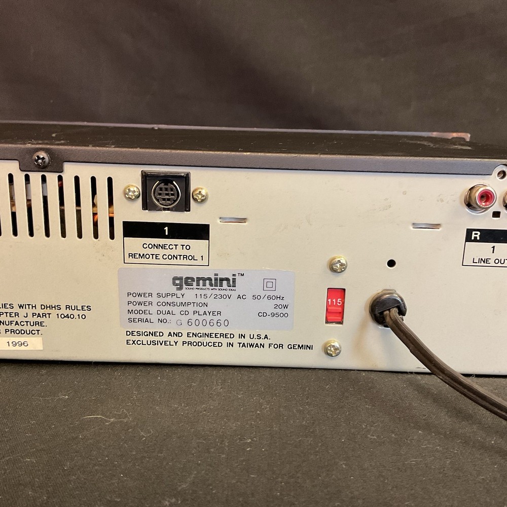 GEMINI CD-9500 Missing Door Cover