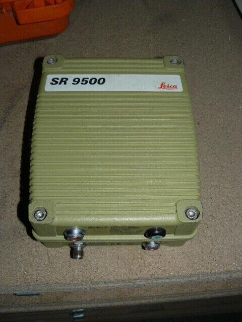 LEICA GPS SYSTEM 300 SR9500 GPS CR344 DATA CONTROLLER AT302 ANTENNA