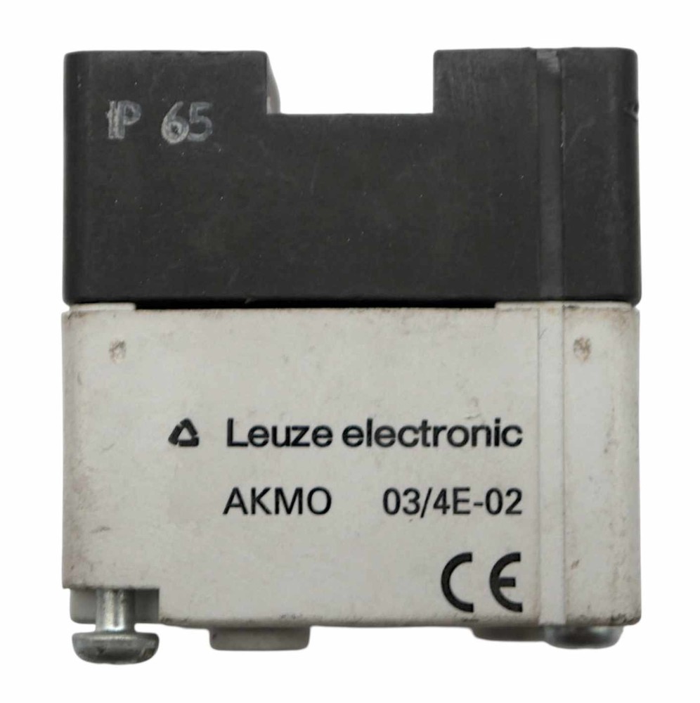 Leuze electronic AKMO 03/4E-02 50024742 coupling module/coupling module -used-