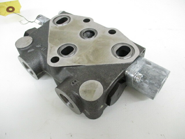 Kubota Valve Slice (70020-00901)