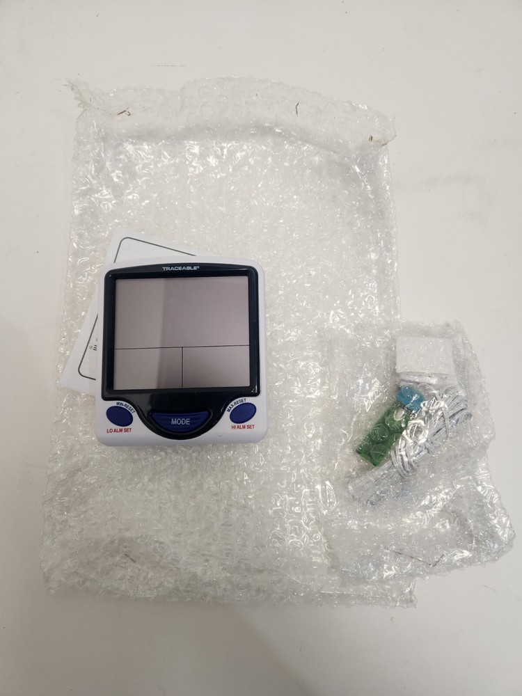 Digital Thermometer 4648: ±1°C, Multi-Point Calibration, 10 ft Cable 6KEA7