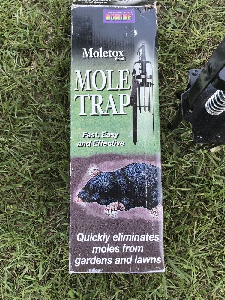Plunger Style Mole Trap