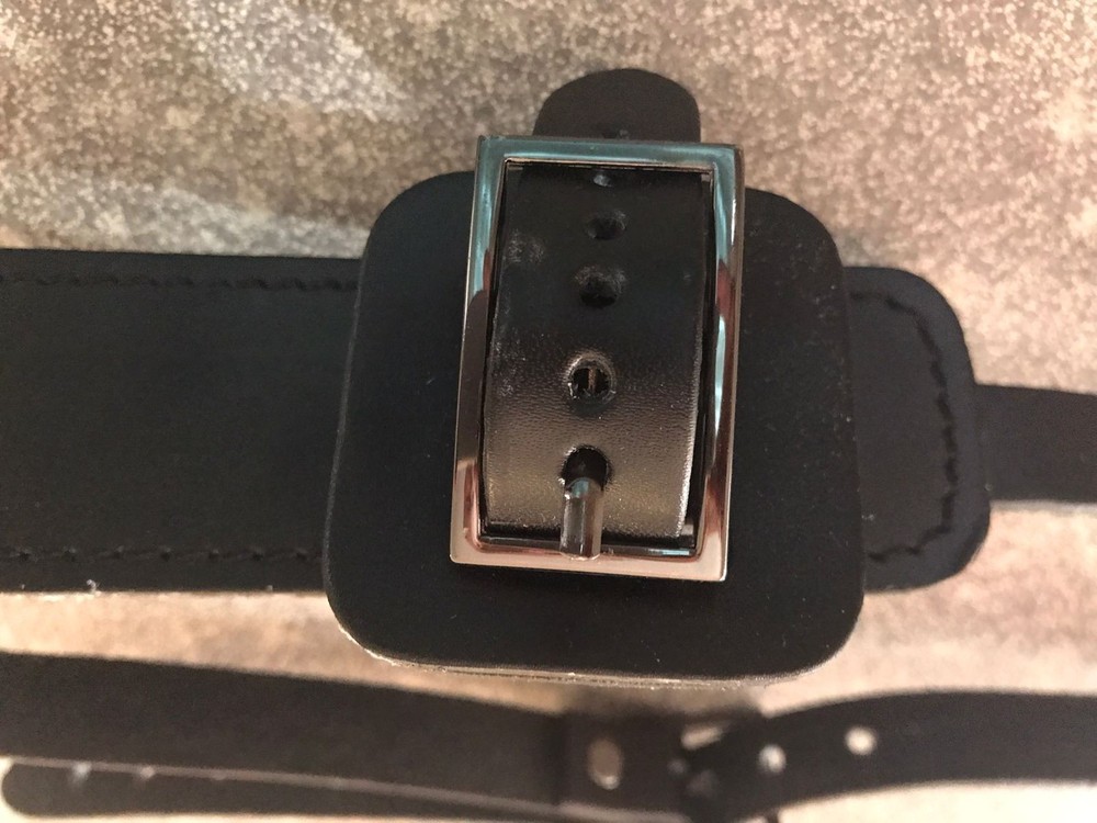 Sword Baldric - leather back sling