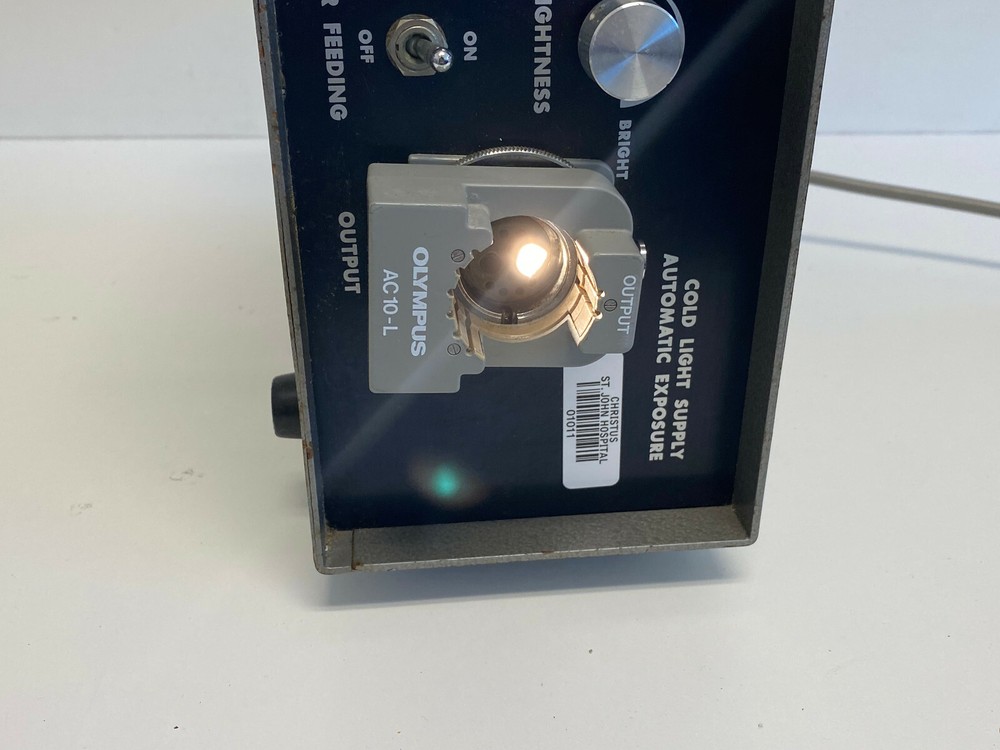 Olympus Optical CLE-4U Auto Exposure Cold Light Supply