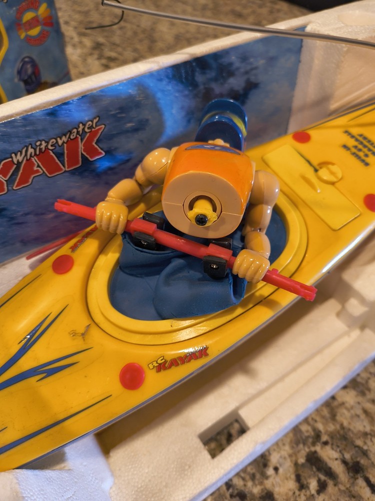 RC Kayak White Water Boat