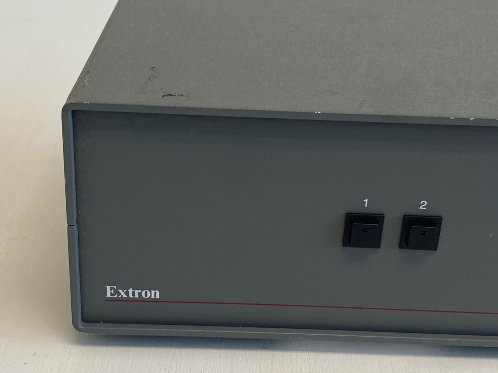 Extron SW2 AR Bidirectional Switcher