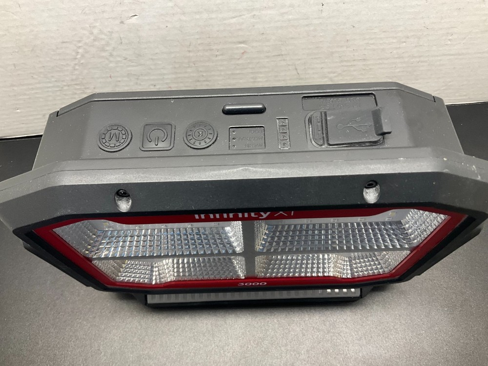 Infinity X1 Dual Powered Solar Work Light 3000 Lumen