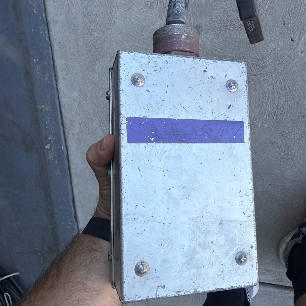 Mole-Richardson 60 Amp 6 Receptacle Box