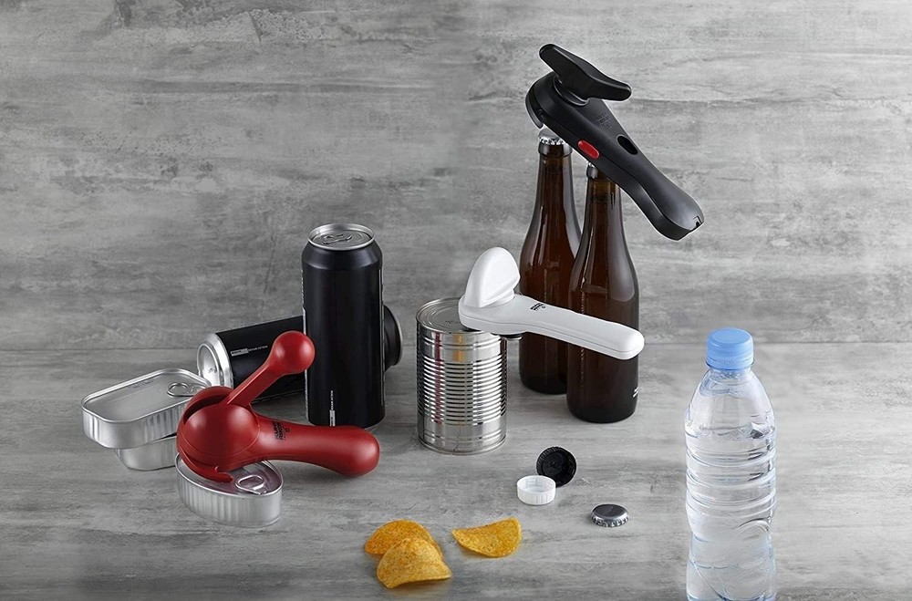 Smooth-Edge Auto Safety Can Opener, Black