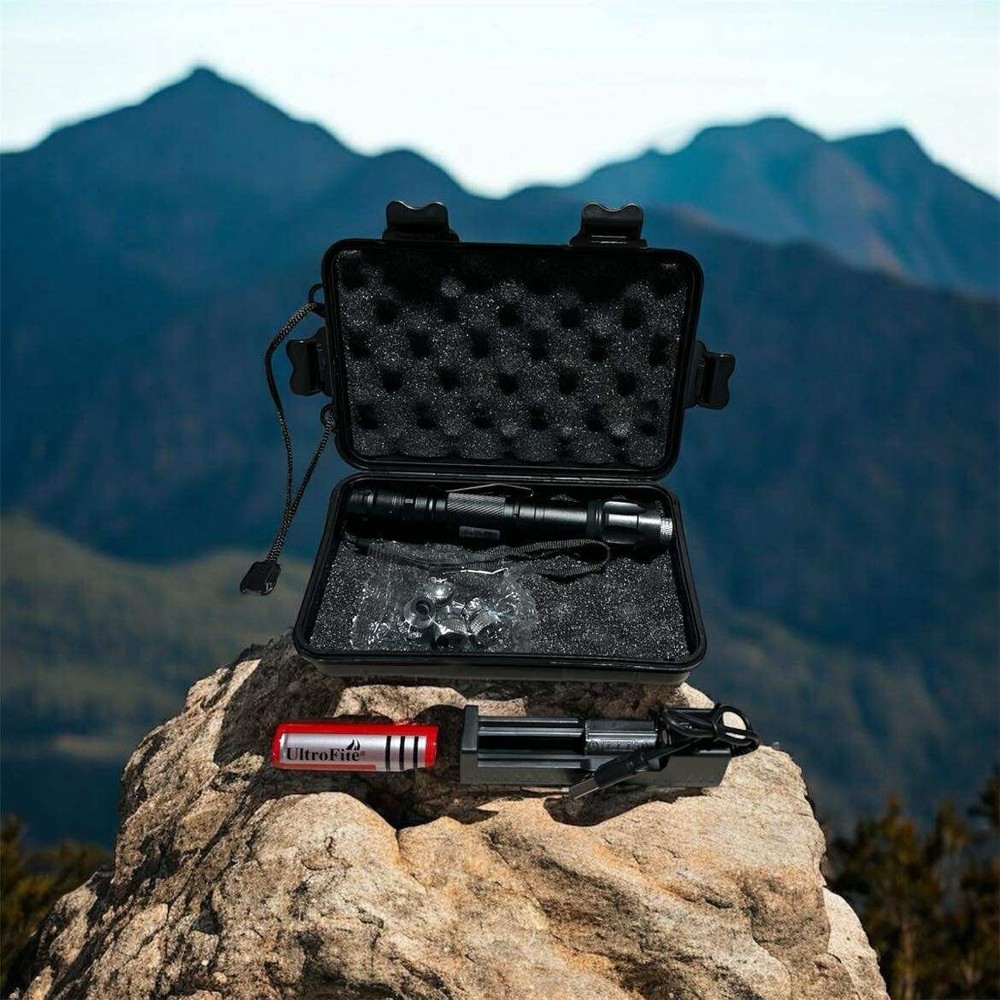 Laser Pointer Flashlight – With 5 Detachable Lenses