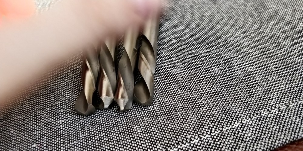 FOWLER 11/32" DRILL BITS, 3 pieces + 1 Chicago Latrobe