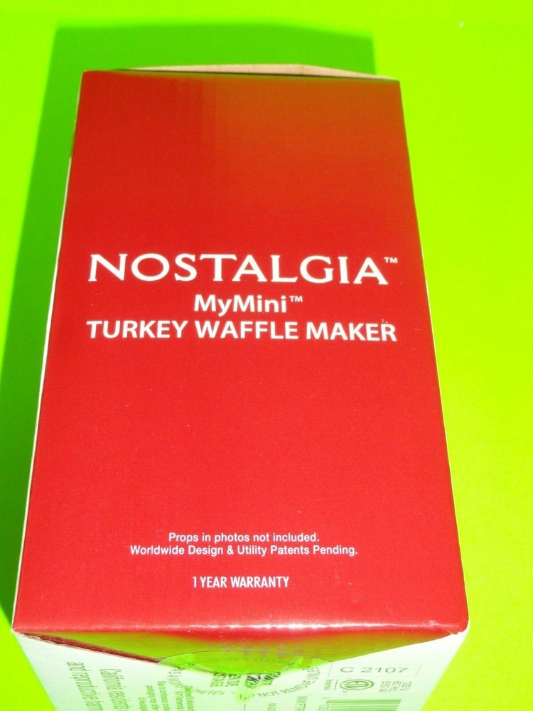 Nostalgia MyMini Turkey Pattern Waffle Maker Size 5” Non-Stick Easy Wipe Fall