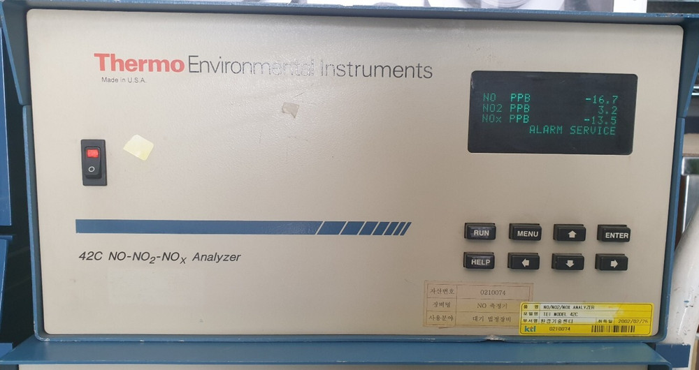 Thermo Environmental Instruments 42C NO-NO2-NOX Analyzer [#A506]
