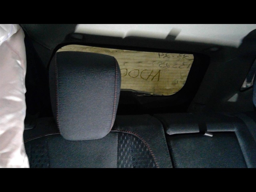 EQUINOX 2015 Headrest 901789