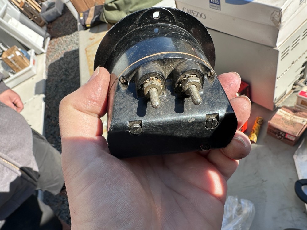 Electromechanical Total Hours Meter