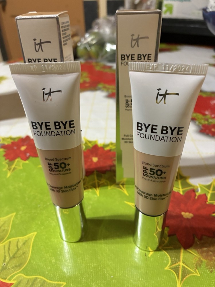 IT Cosmetics Bye Bye Foundation Full Coverage Moisturizer with SPF 50+ LIGHT