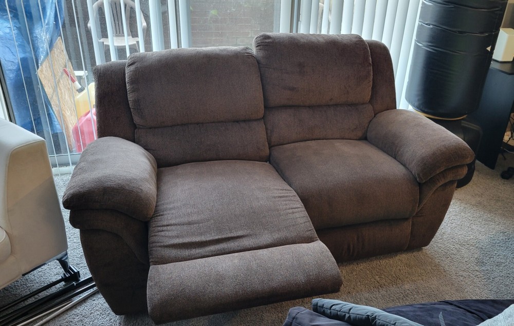 Moving Sale : Everything Must Go