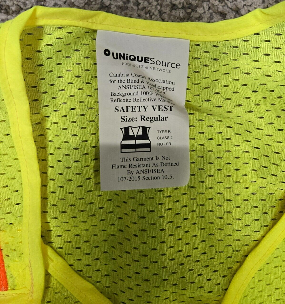 UNIQUESource ANSI/ISEA Reflective Type R Class 2 Safety Vest Regular Size Medium