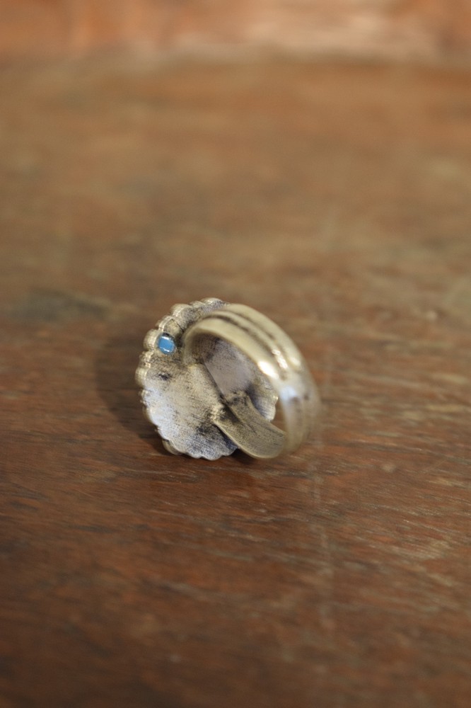 Ring Silver Blue Lapis Turquoise Bead Flower Etched Silver Ring