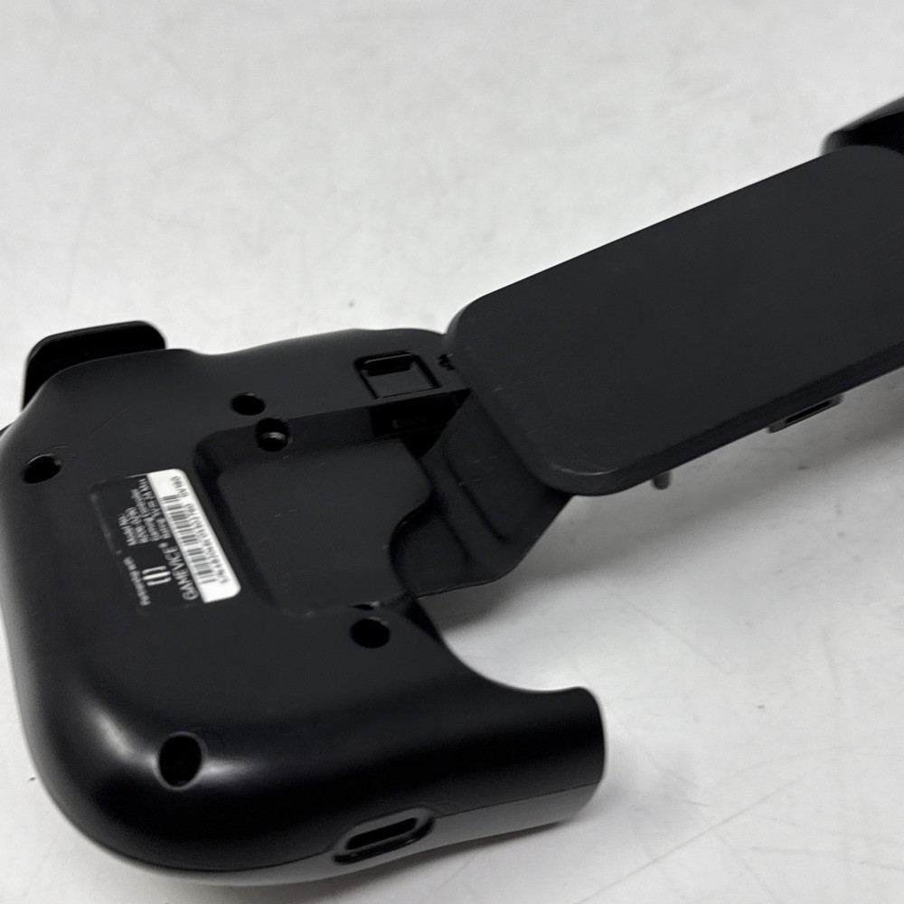 Razer Game Vice RZ06-0290 Mobile Game Controller Attachment Tested Working USB-C