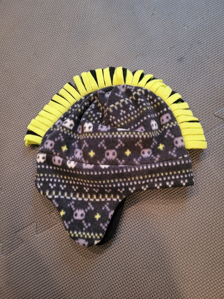 Boys Hat, 100% Made Of Polyester, Distributed By Target, Black Color