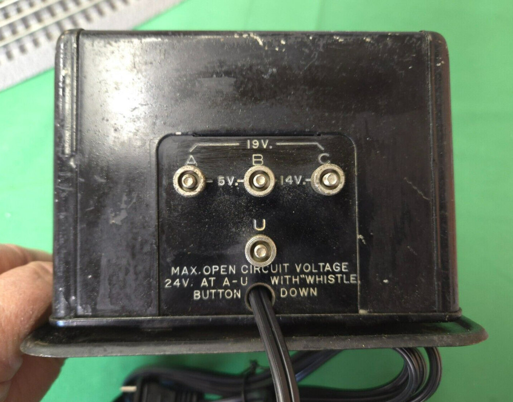 Lionel Type S Multi Control Transformer 80 watts w/ Whistle/Reverse Refurbished