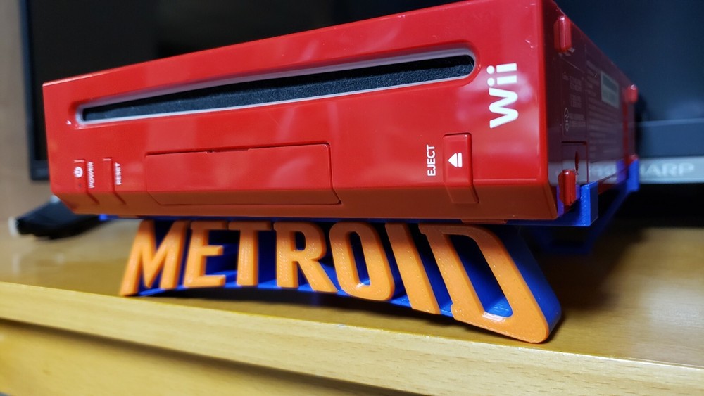 Original Wii Horizontal Display Stand with Metroid Text Logo 3D Printed