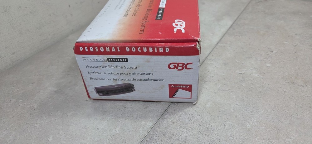 GBC Docubind Personal Presentation Binding System Machine Book Binder #7704100