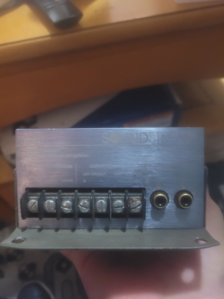 D60 Soundstream Amp