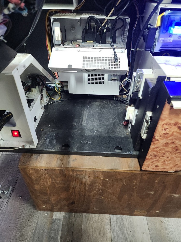 IT Infinity U23 slot machine (Bill acceptor, Handpay)