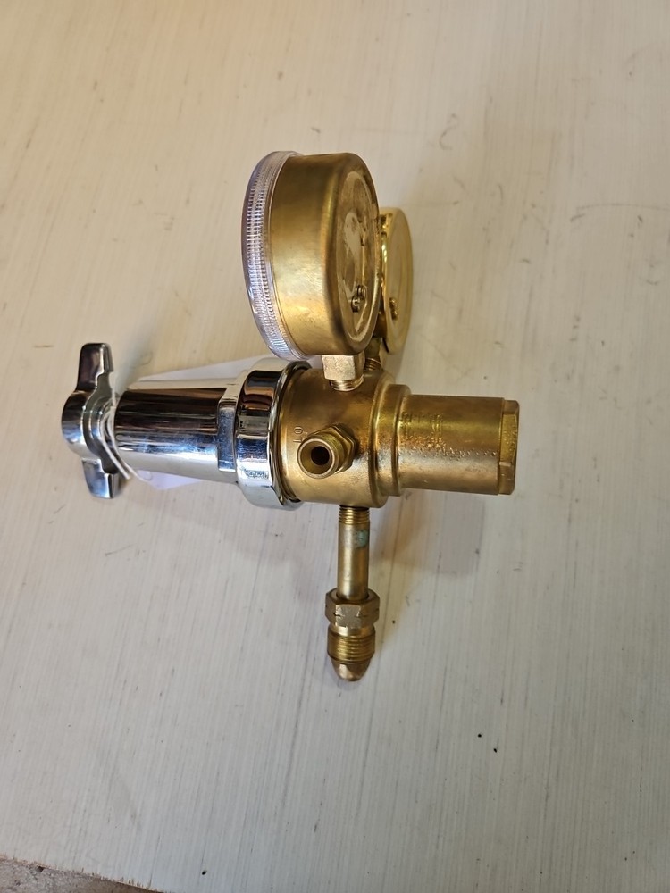 Trimline 8901 R-77 Acetylene Regulator