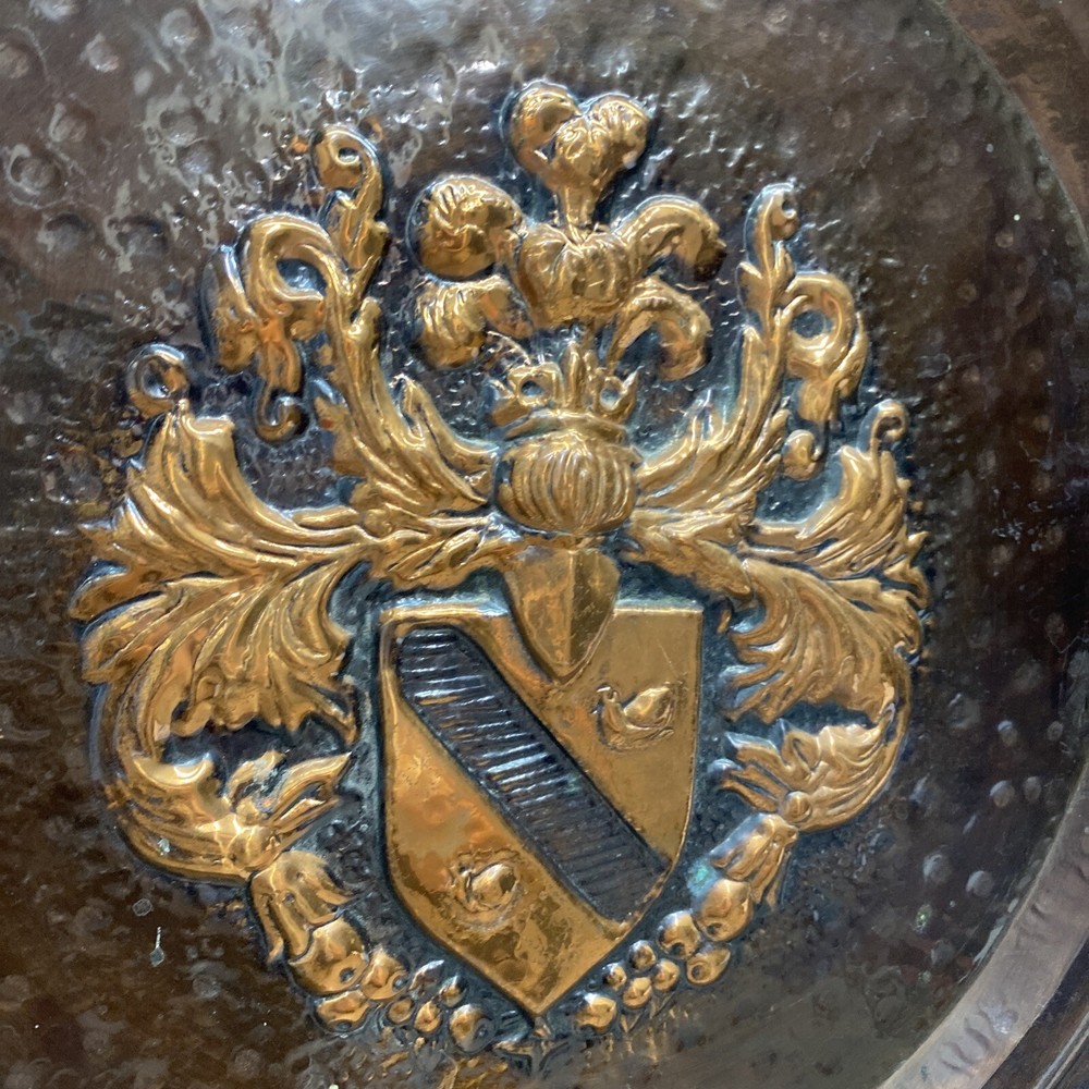 Copper Plate With Crest Image - Made In BELGIUM - Hammered Style - 16”