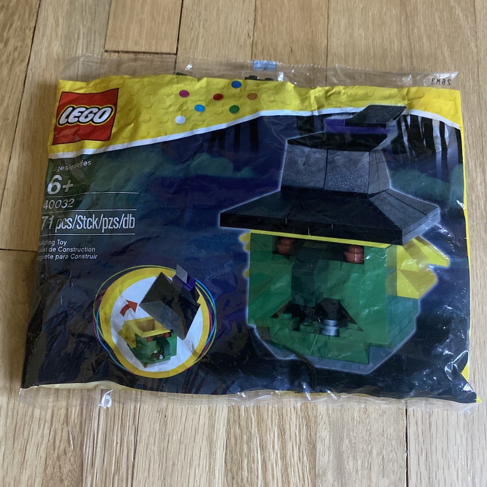 LEGO 40032 Halloween Witch w/Mini Storage Compartment-New & Sealed