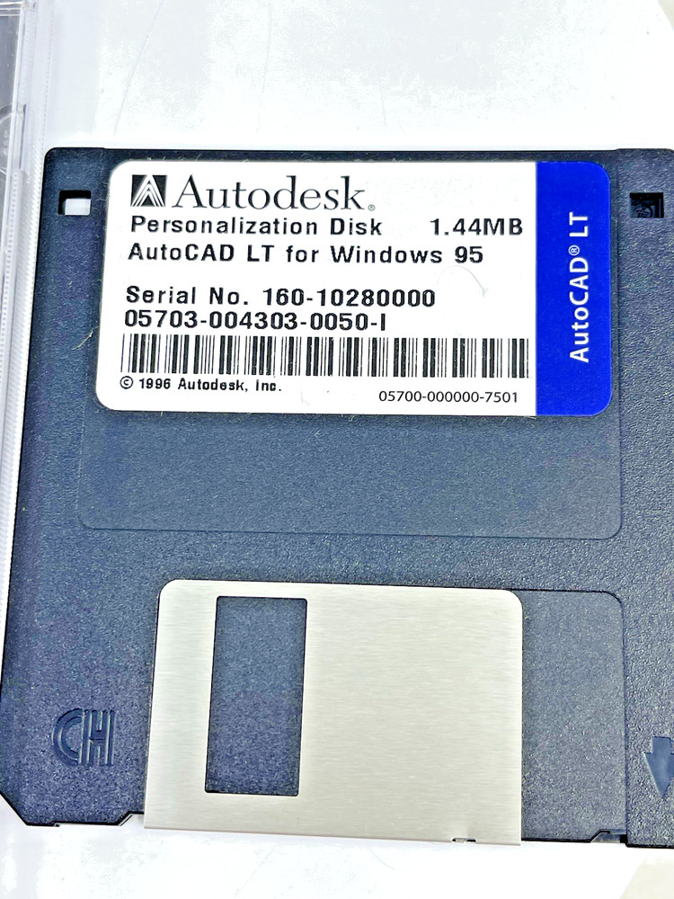 VTG AutoCadlt For Windows 95 Cd And Floppy Disk Bundle