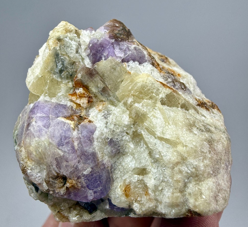 99 Gr. Fluorescent Sharp Tenebrescent Hackmanite Crystal with Winchite On Matrix