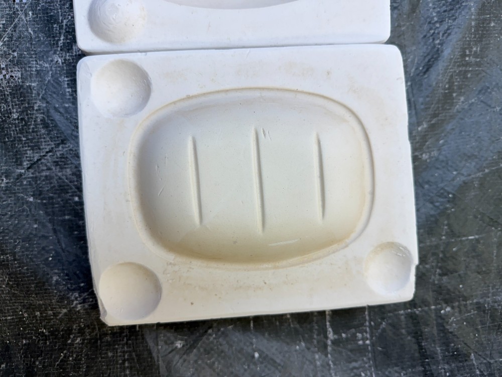 VINTAGE KIMPLE CERAMIC MOLD #236 SOAP DISH