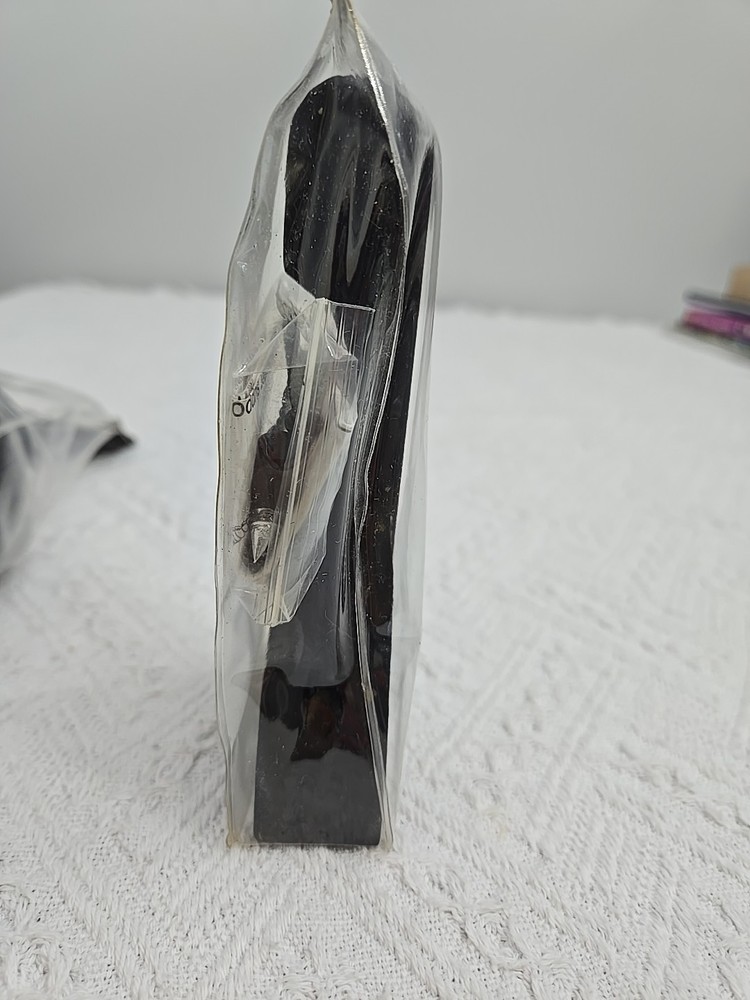 Center Support Bracket Brown New See Pics