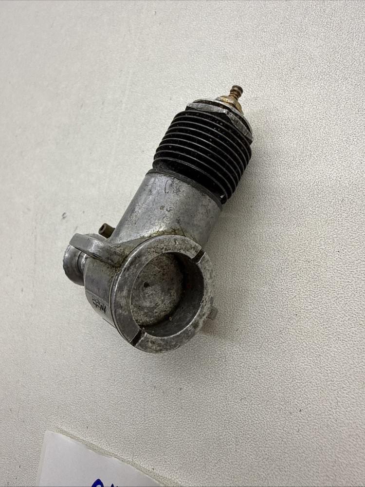 Vintage OK Cub 0.99 Control Line Model Engine M12