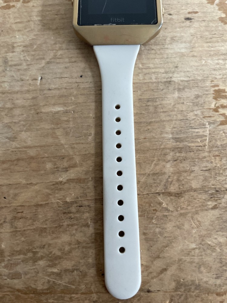 Fitbit Blaze Activity Tracker Medium White Band With Charger
