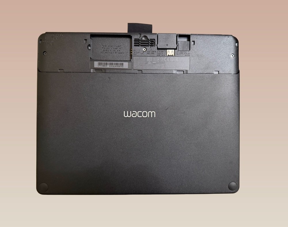 Wacom Intuos Pen & Touch CTH-698 Drawing Tablet Black 2015 Version Tested Size M